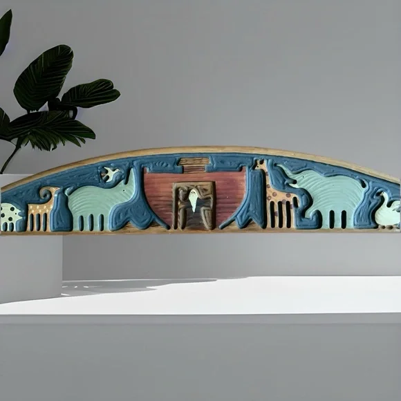 Hand Carved Wood Noah’s Ark Wall Hanging, Door Topper, By Chicken Creek Folk Art - Picture 5 of 12